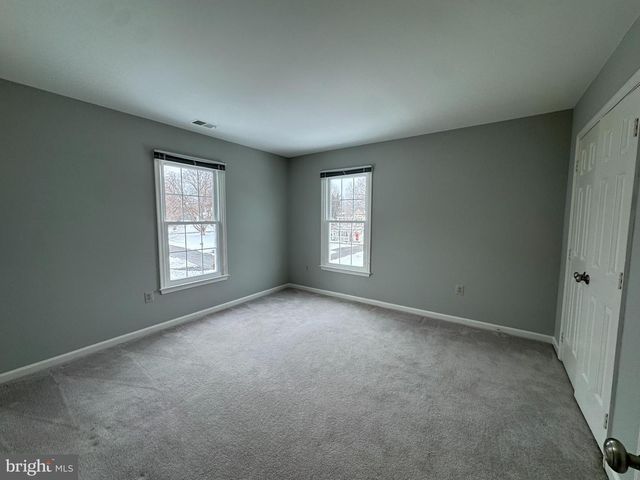 15 LINDEN HILL WAY SW, Leesburg, VA 20175