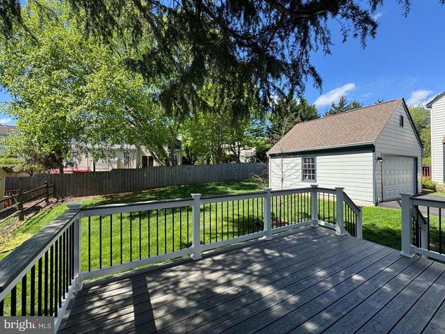 15 LINDEN HILL WAY SW, Leesburg, VA 20175