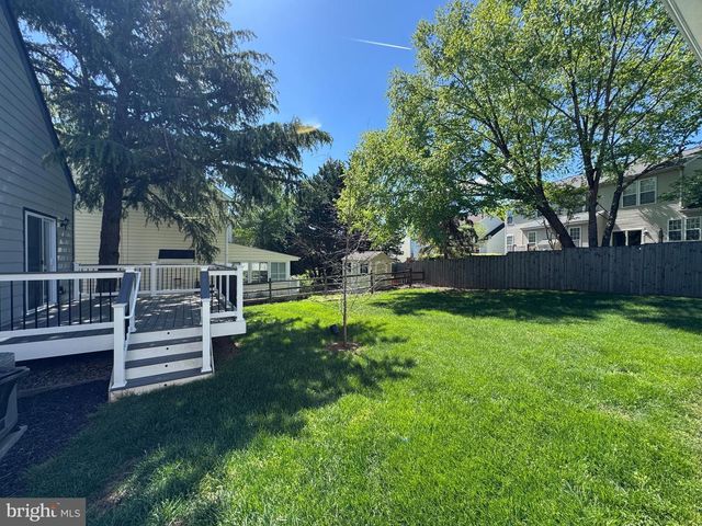 15 LINDEN HILL WAY SW, Leesburg, VA 20175