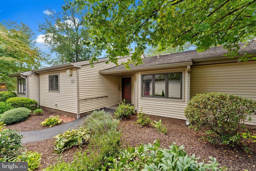 975 KENNETT WAY, West Chester, PA 19380