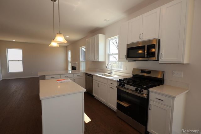 27138 Silo Drive, Saline, MI 48176