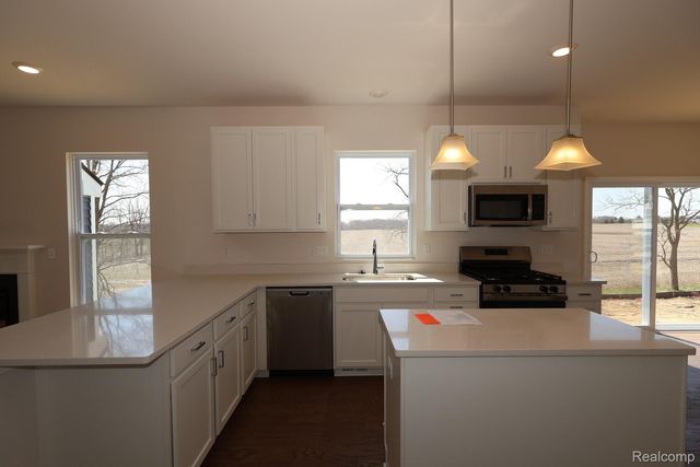 27138 Silo Drive, Saline, MI 48176