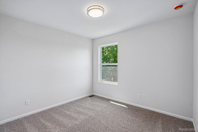 27138 Silo Drive, Saline, MI 48176