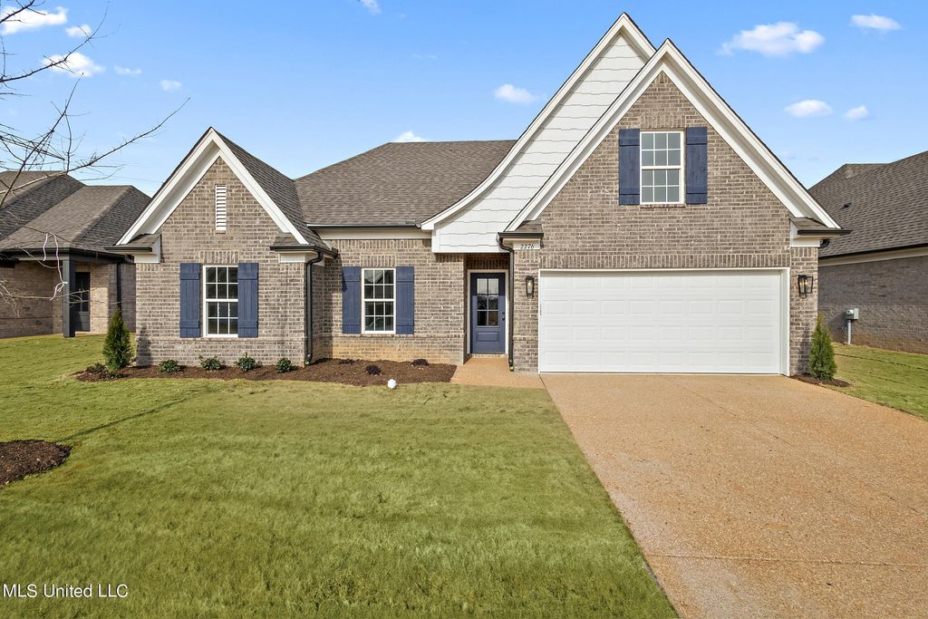 13728 Jack Thomas Boulevard, Olive Branch, MS 38654 — exterior