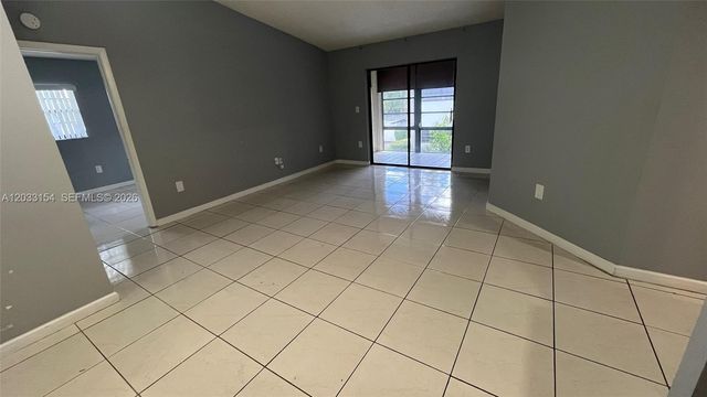 19025 NW 62nd Avenue 202, Hialeah, FL 33015