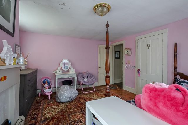 16 Francestown Road, Bennington, NH 03442