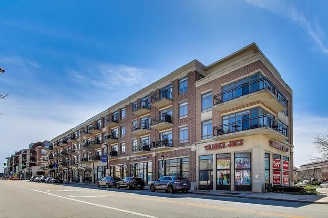170 N Northwest Highway 410, Park Ridge, IL 60068