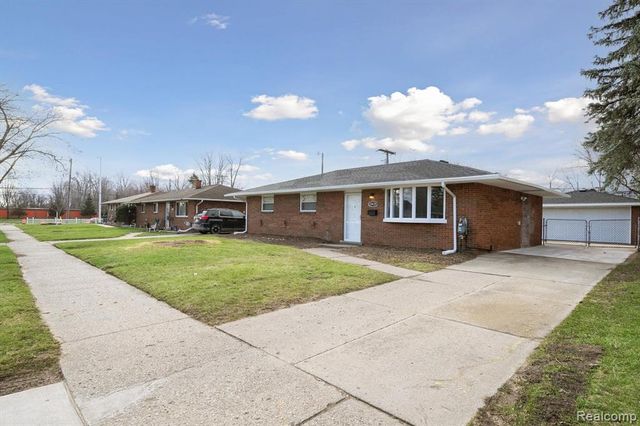 31435 Tyler Street, Wayne, MI 48184