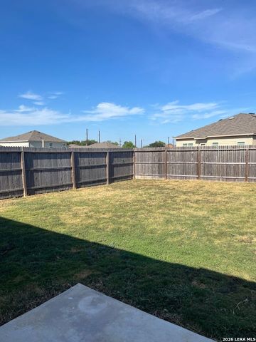 7515 Crestway Rdg, San Antonio, TX 78244