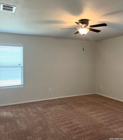 7515 Crestway Rdg, San Antonio, TX 78244