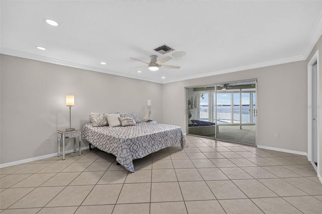 891 ISLAND WAY, Clearwater Beach, FL 33767