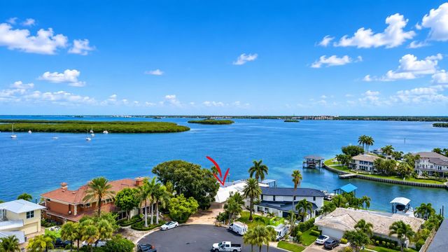 891 ISLAND WAY, Clearwater Beach, FL 33767