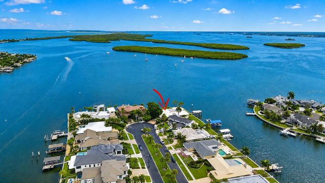 891 ISLAND WAY, Clearwater Beach, FL 33767