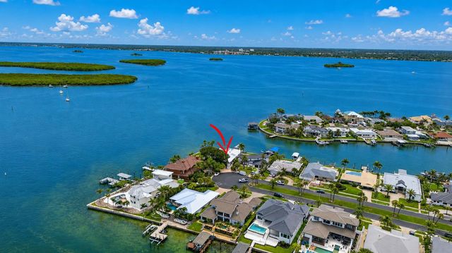 891 ISLAND WAY, Clearwater Beach, FL 33767