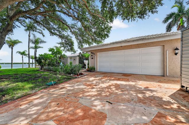 891 ISLAND WAY, Clearwater Beach, FL 33767