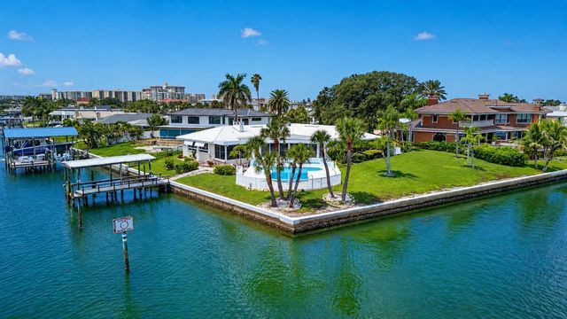 891 ISLAND WAY, Clearwater Beach, FL 33767