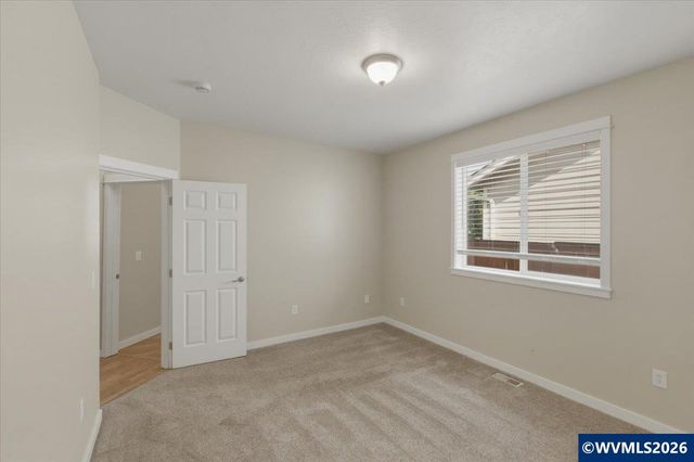 900 Trinity St NE, Albany, OR 97322