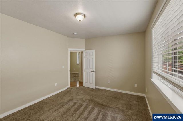 900 Trinity St NE, Albany, OR 97322