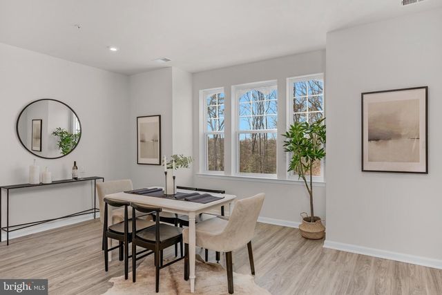 10439 JOHN GLENN ST, Lanham, MD 20706