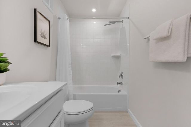 10439 JOHN GLENN ST, Lanham, MD 20706