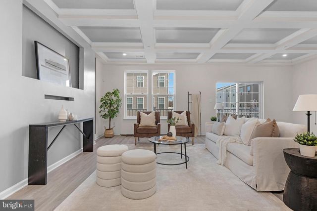 10439 JOHN GLENN ST, Lanham, MD 20706