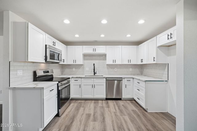 3620 E Ludlow Drive, Phoenix, AZ 85032