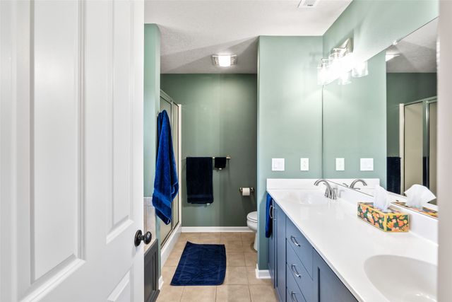 4850 Andrews Place, Pleasant Hill, IA 50327