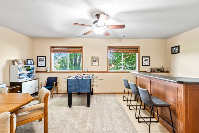 4850 Andrews Place, Pleasant Hill, IA 50327