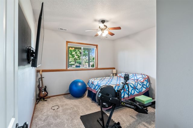 4850 Andrews Place, Pleasant Hill, IA 50327