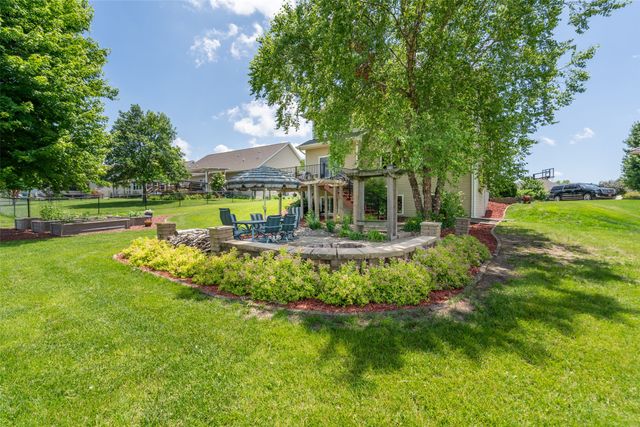 4850 Andrews Place, Pleasant Hill, IA 50327