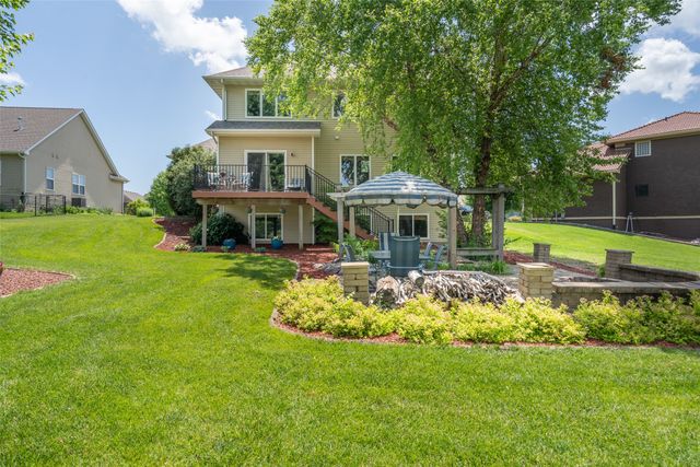 4850 Andrews Place, Pleasant Hill, IA 50327