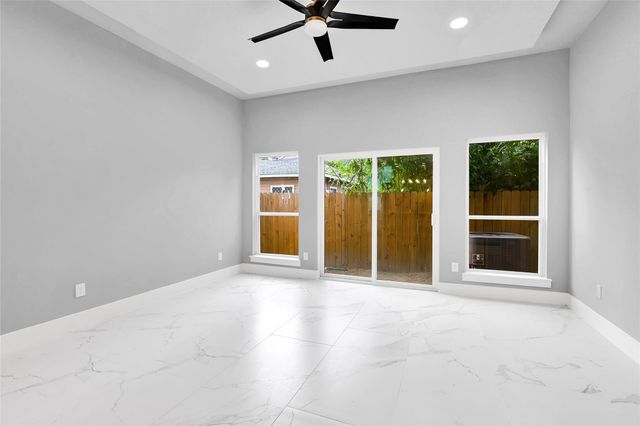 7940 Angus Street, Houston, TX 77028