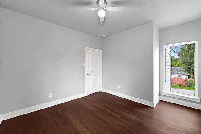 7940 Angus Street, Houston, TX 77028
