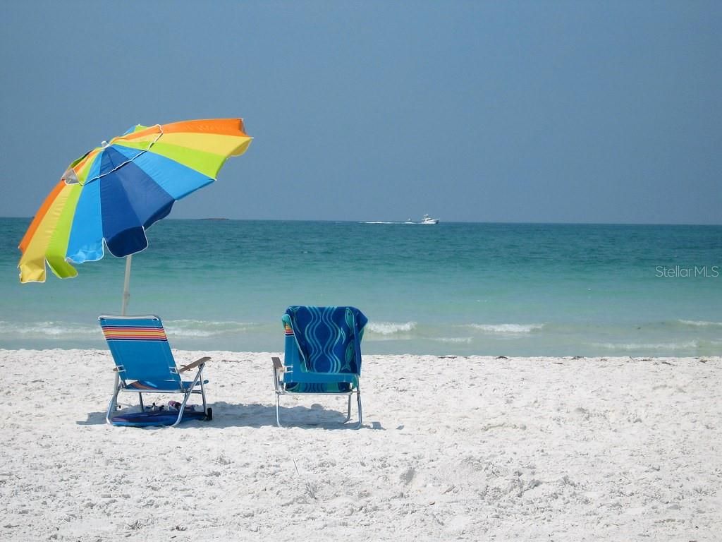 Image 47 of property listing at 503 BAYVIEW DRIVE, Holmes Beach, FL 34217