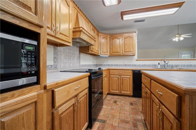 8850 Lister Dairy Road, Creola, AL 36525