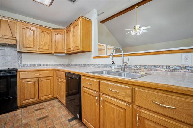 8850 Lister Dairy Road, Creola, AL 36525
