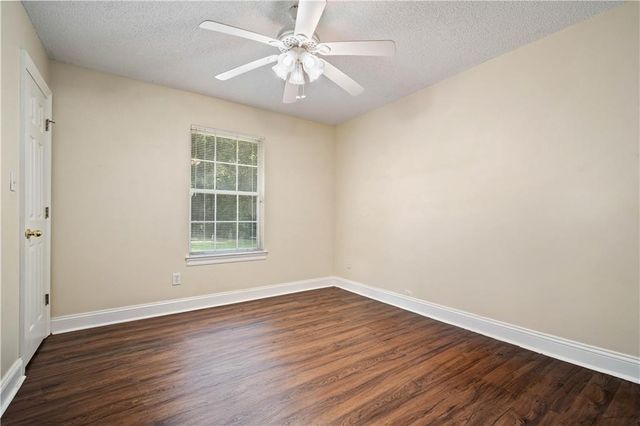 8850 Lister Dairy Road, Creola, AL 36525