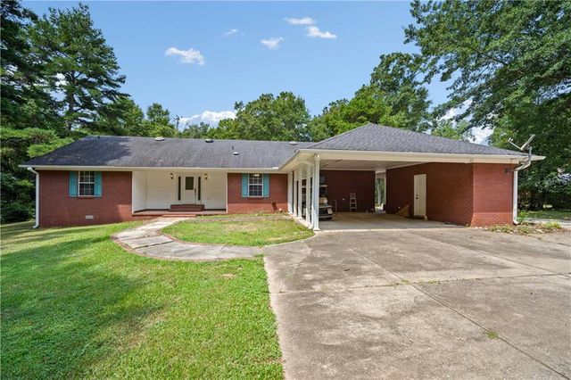 8850 Lister Dairy Road, Creola, AL 36525