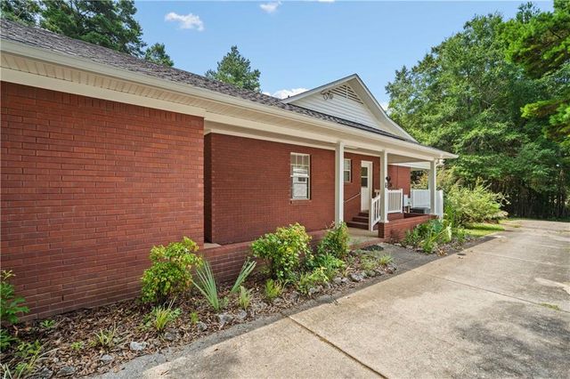 8850 Lister Dairy Road, Creola, AL 36525
