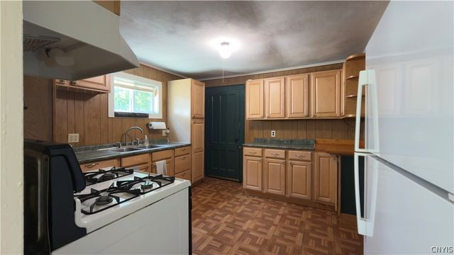 116 West Schuyler Street, Oswego, NY 13126