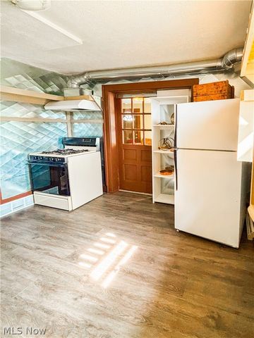 1811 Grace Avenue NE, Canton, OH 44705