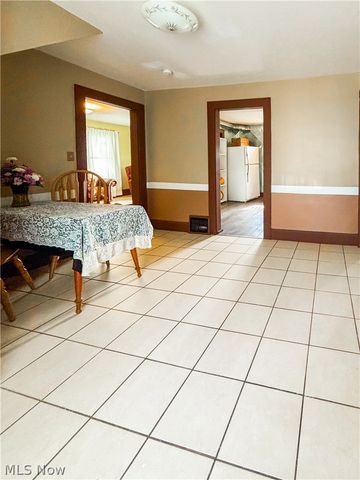 1811 Grace Avenue NE, Canton, OH 44705