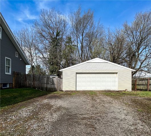 1811 Grace Avenue NE, Canton, OH 44705