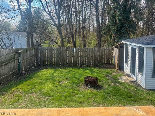 1811 Grace Avenue NE, Canton, OH 44705