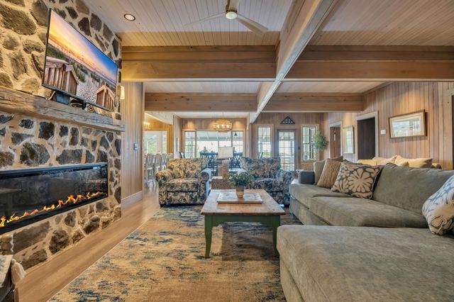 192 Atlantic Ave., Pawleys Island, SC 29585