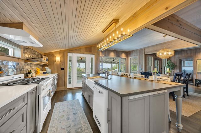 192 Atlantic Ave., Pawleys Island, SC 29585