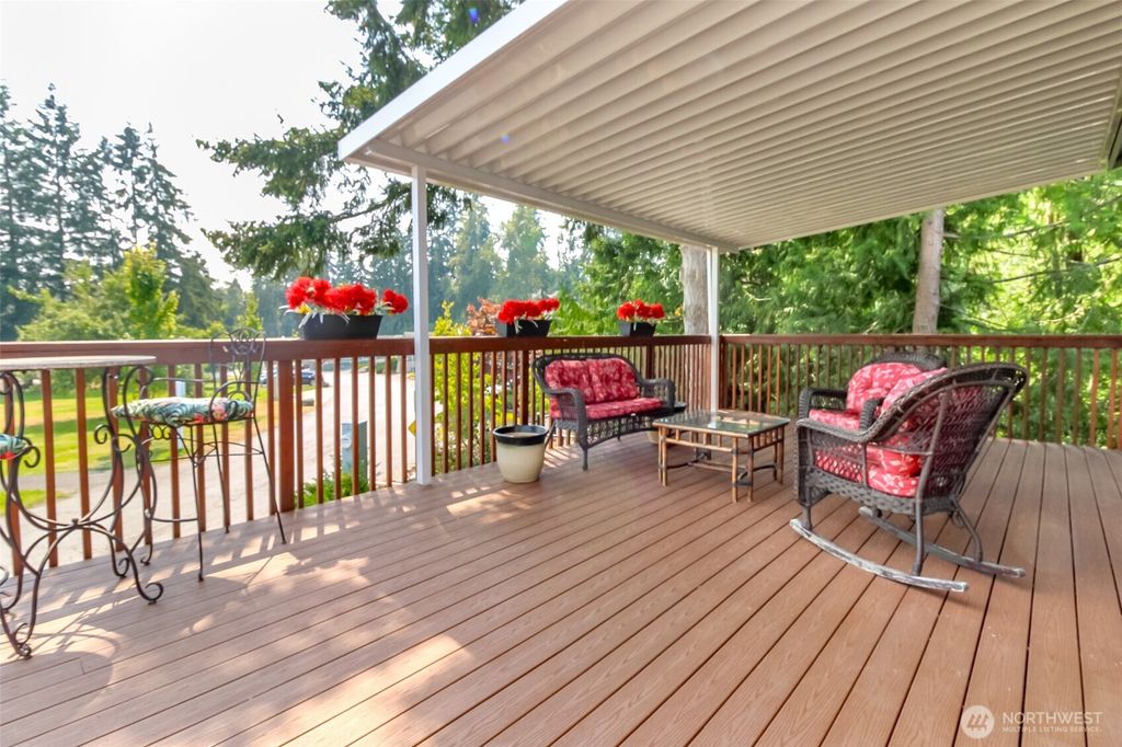 Image 27 of property listing at 2101 S 324th Street #10, Federal Way, WA 98003