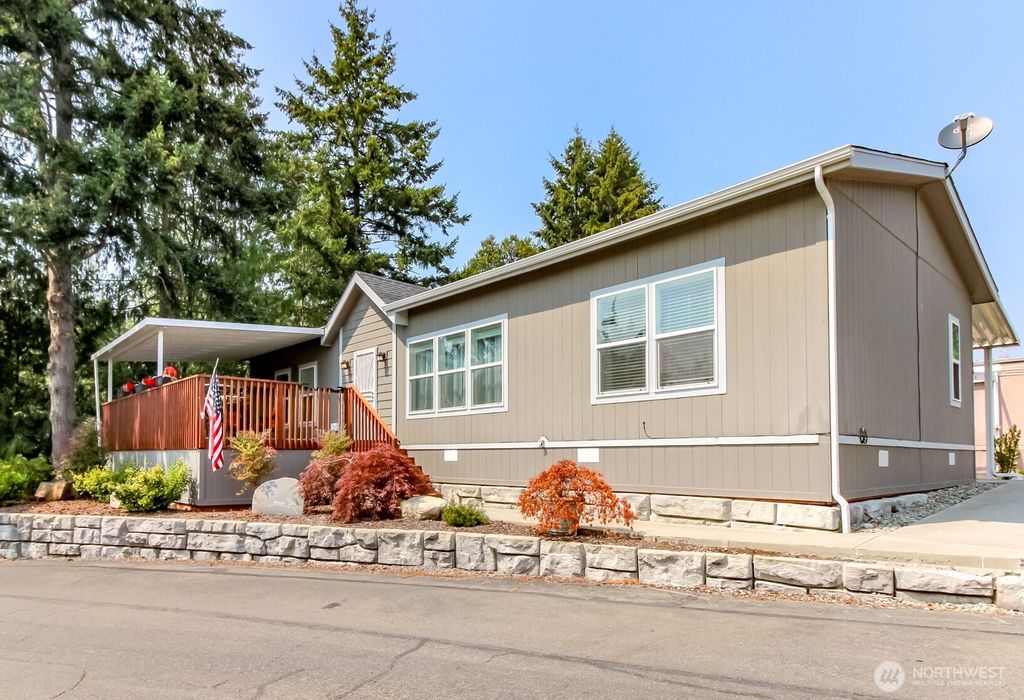 Image 30 of property listing at 2101 S 324th Street #10, Federal Way, WA 98003