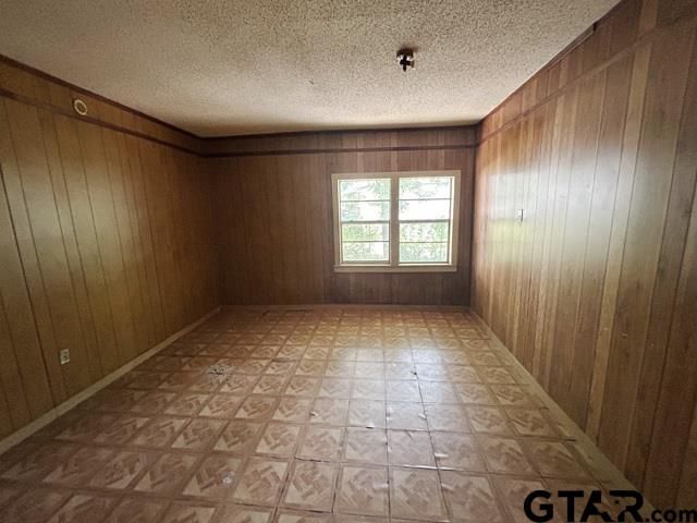 1308 N Whitten Ave, Tyler, TX 75702