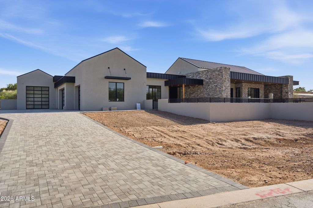 9297 E SUNDANCE Circle, Gold Canyon, AZ 85118 — photo 5